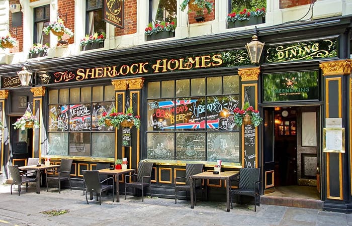 The Sherlock Holmes sulle Tracce Di Sherlock Holmes a Londra